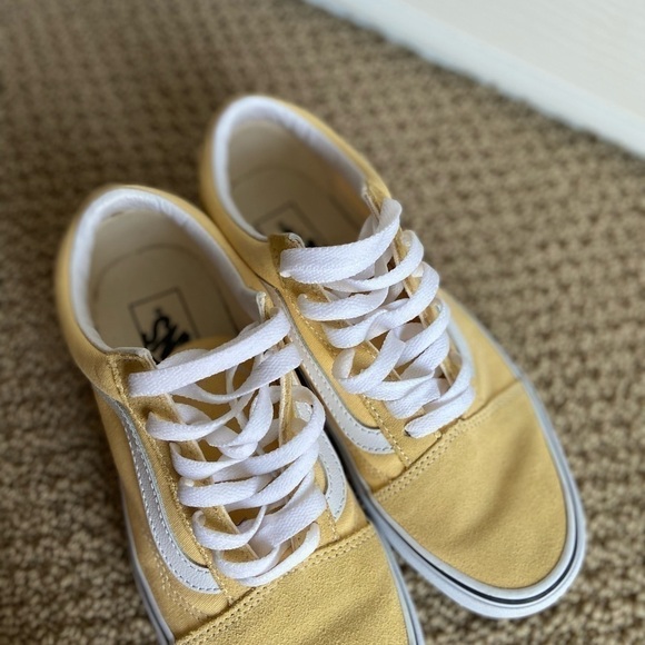 Yellow vans size 7 - Picture 7 of 8